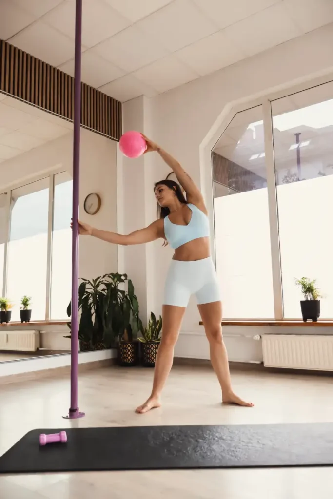 studio pole dance i wellbeing w poznaniu blisko centrum 7